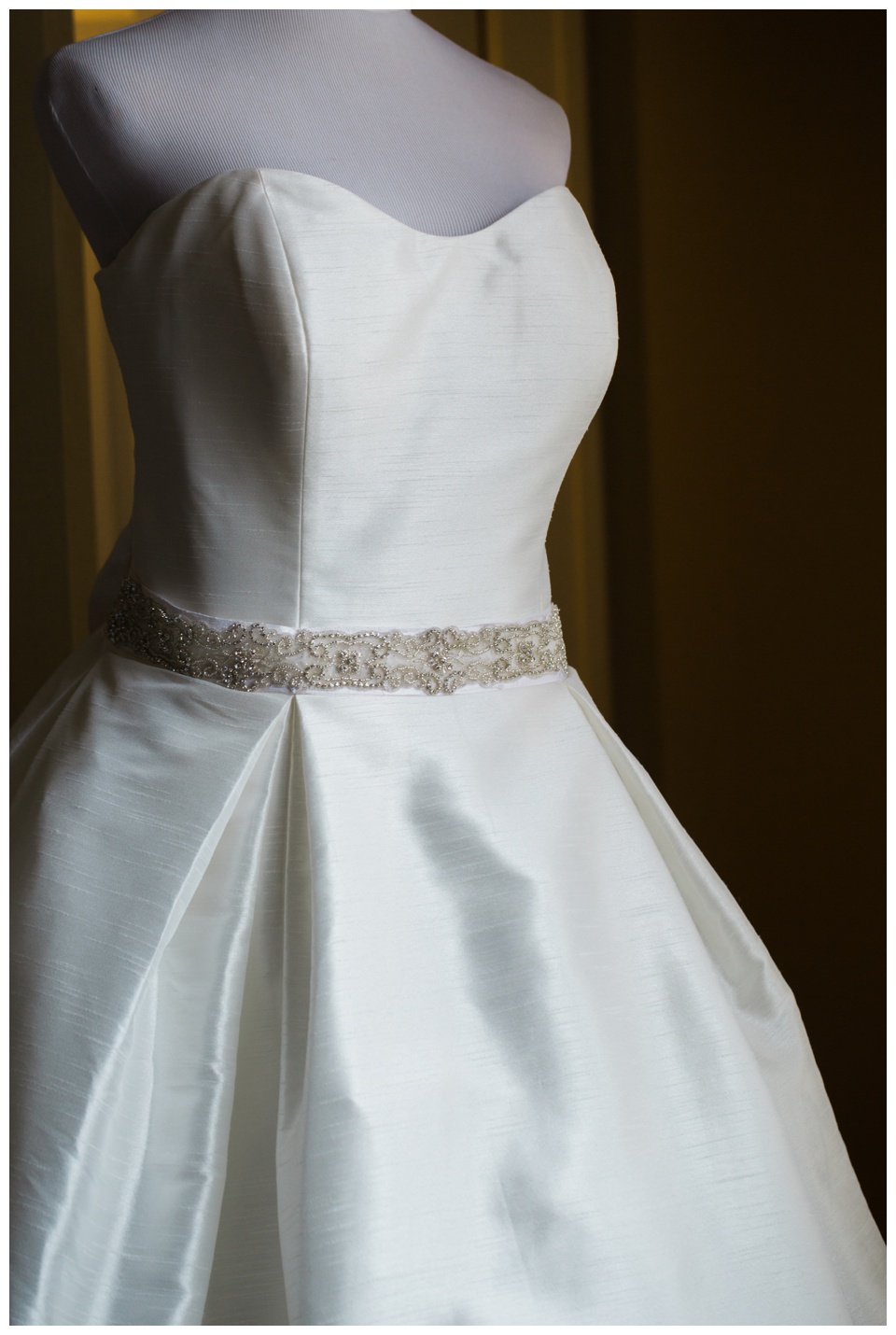 Lancaster PA Wedding Photographer, Foxchase Golf Club Wedding, Stevens PA  Wedding Venue — Emily Grace Photo, image size:960x1430